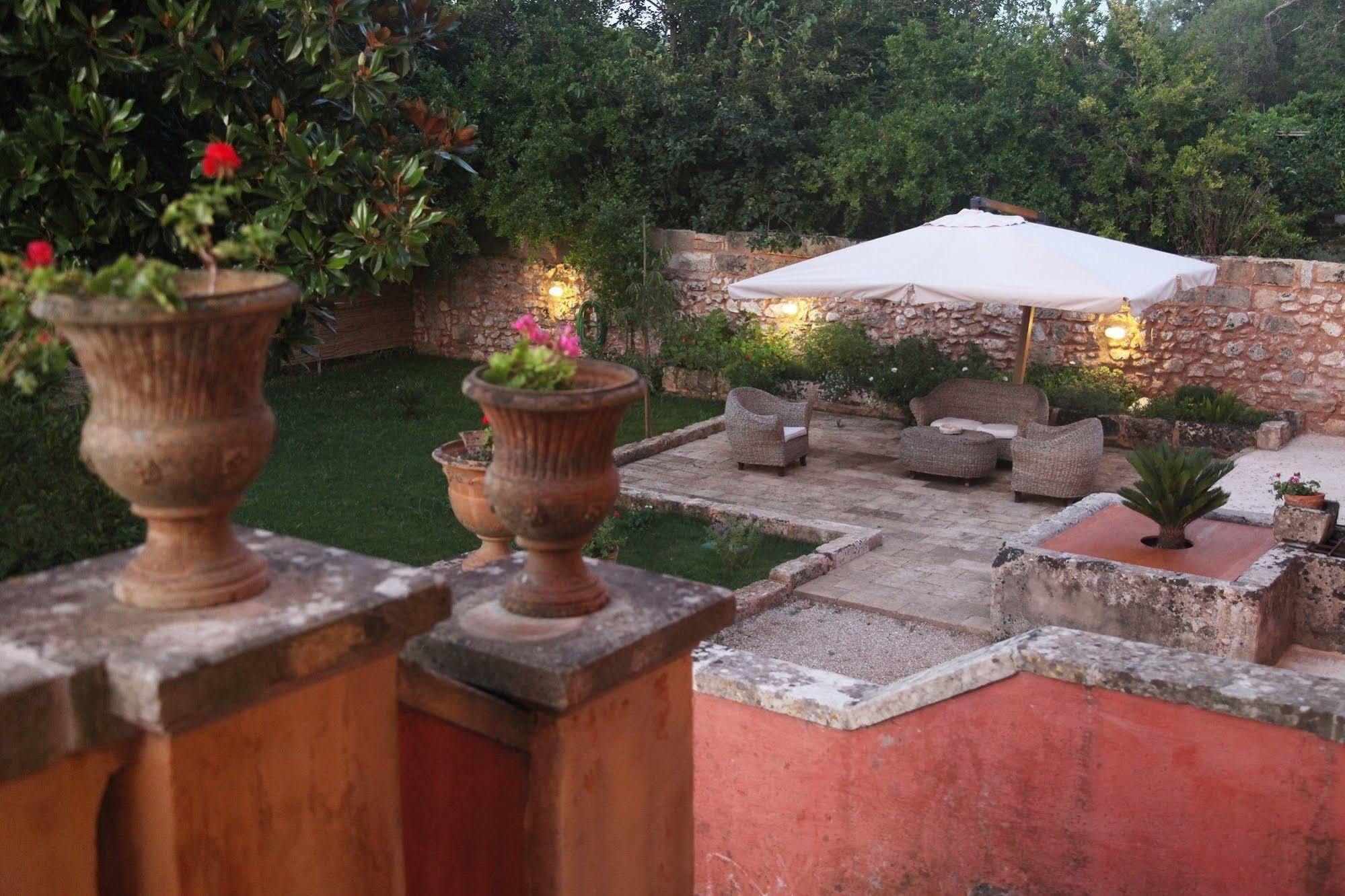 Palazzo Laura Bed and Breakfast Morciano di Leuca Eksteriør billede