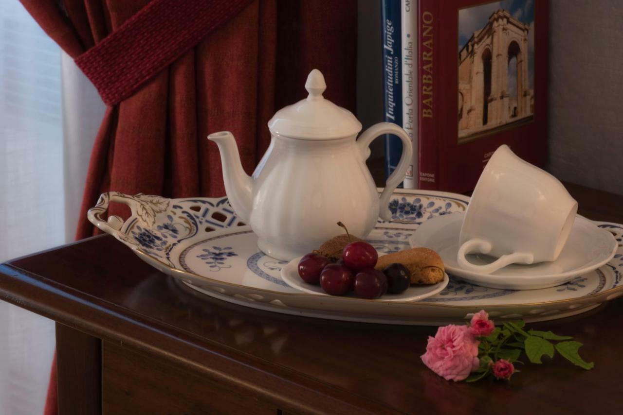 Palazzo Laura Bed and Breakfast Morciano di Leuca Eksteriør billede